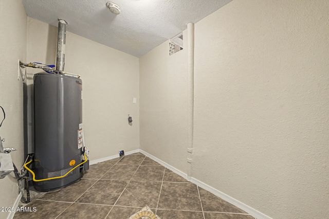 2539 W LUKE Avenue, Phoenix, AZ 85017