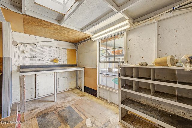 2539 W LUKE Avenue, Phoenix, AZ 85017