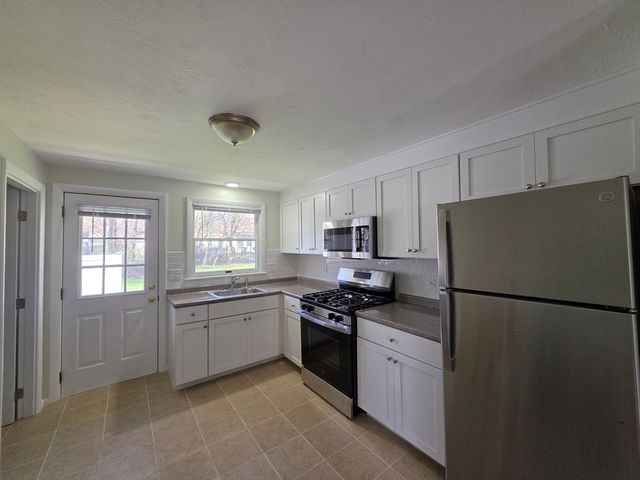 196 Manzella Court 0, Rockland, MA 02370