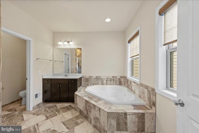 42554 DREAMWEAVER DR, Brambleton, VA 20148