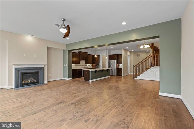 42554 DREAMWEAVER DR, Brambleton, VA 20148