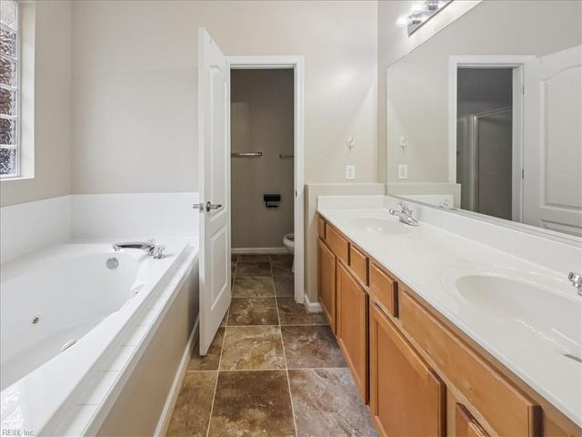 3772 Cainhoy LN, Virginia Beach, VA 23462