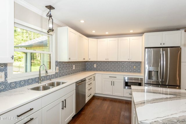 2109 Southwood Drive, Maryville, TN 37803