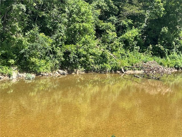 Stoneriver Lane, Berryville, AR 72616