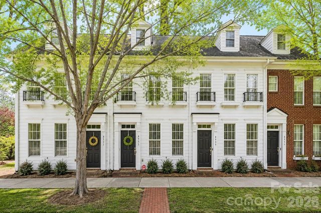 8935 Socata Way, Charlotte, NC 28269