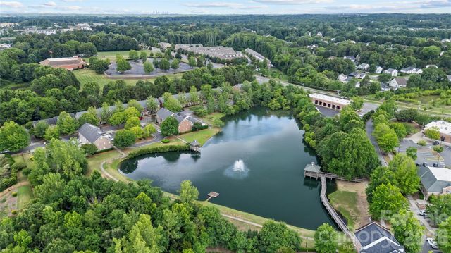 8935 Socata Way, Charlotte, NC 28269