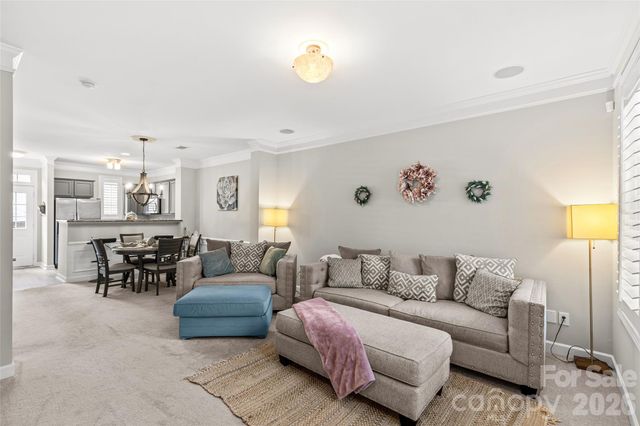 8935 Socata Way, Charlotte, NC 28269