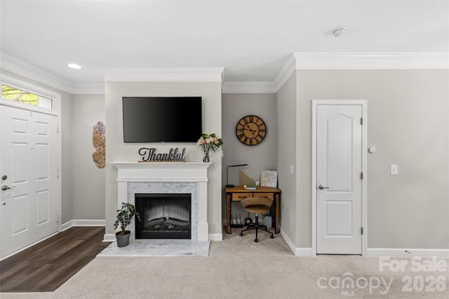 8935 Socata Way, Charlotte, NC 28269