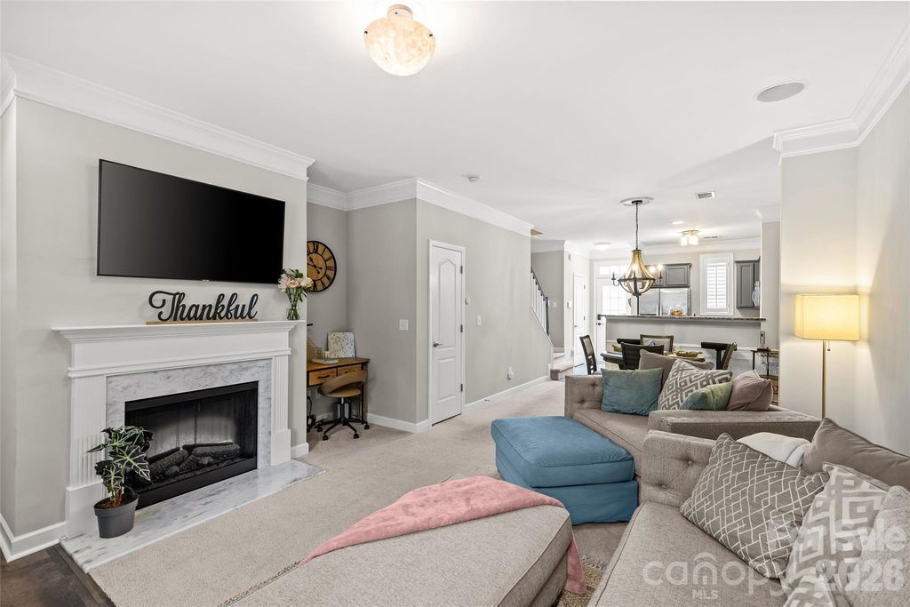 8935 Socata Way, Charlotte, NC 28269