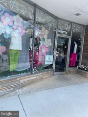 224 S LOUDOUN ST, Winchester, VA 22601