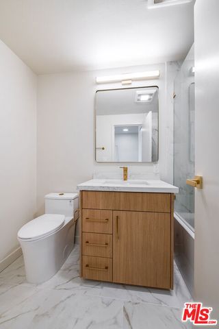 999 N Doheny Drive 306, West Hollywood, CA 90069