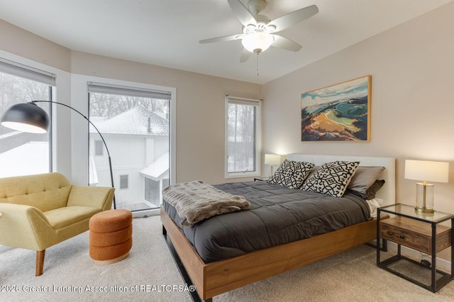 6101 Oak Park Trail, Haslett, MI 48840