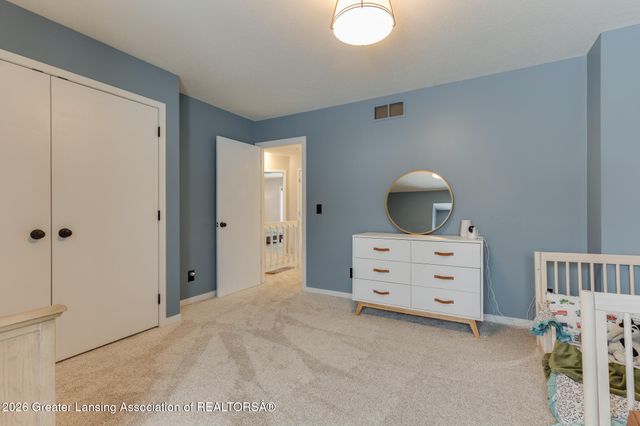 6101 Oak Park Trail, Haslett, MI 48840