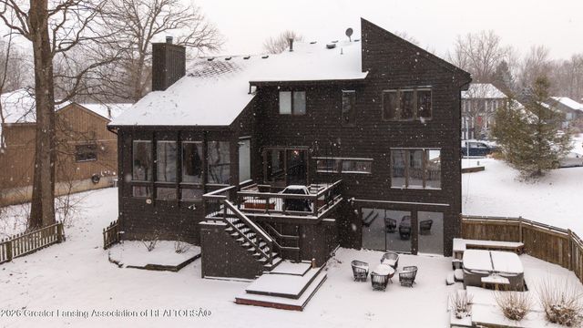 6101 Oak Park Trail, Haslett, MI 48840