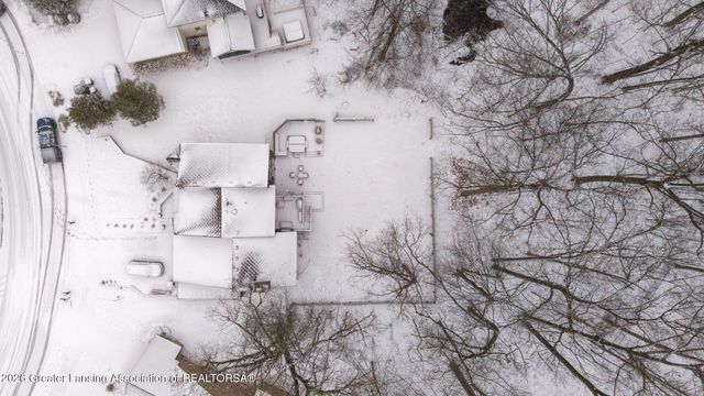 6101 Oak Park Trail, Haslett, MI 48840