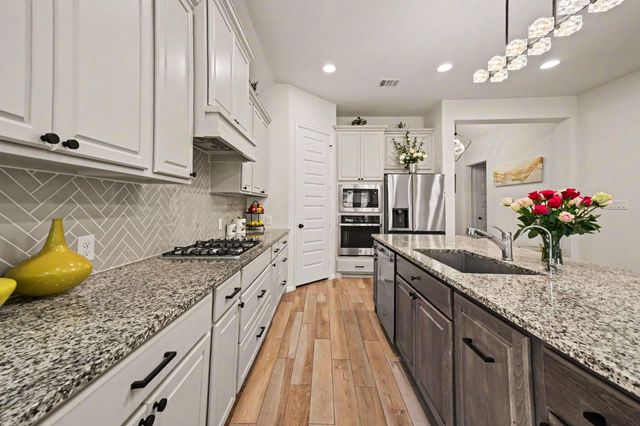 18810 Halter Meadow Trail, Tomball, TX 77377