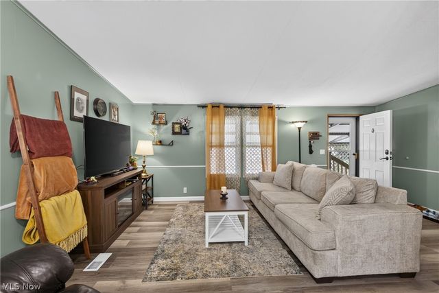 13041 Kevin Lane, Chardon, OH 44024