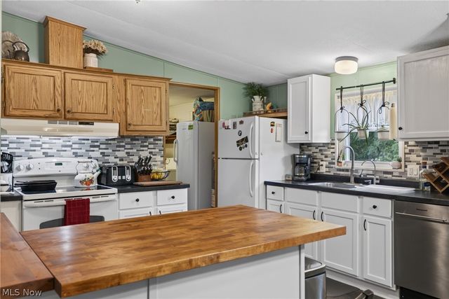 13041 Kevin Lane, Chardon, OH 44024