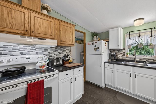 13041 Kevin Lane, Chardon, OH 44024