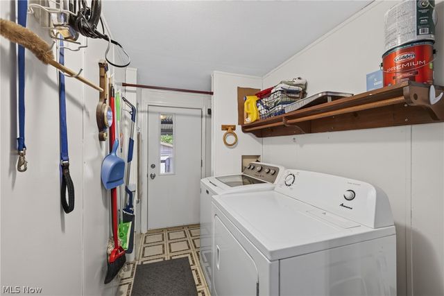 13041 Kevin Lane, Chardon, OH 44024