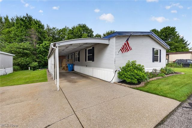 13041 Kevin Lane, Chardon, OH 44024