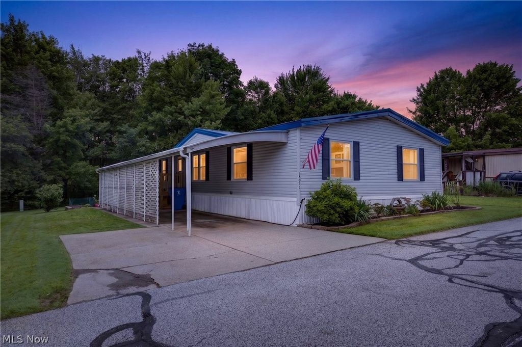 13041 Kevin Lane, Chardon, OH 44024