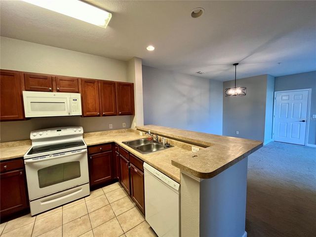 3175 FELTRIM PLACE 302, Kissimmee, FL 34747