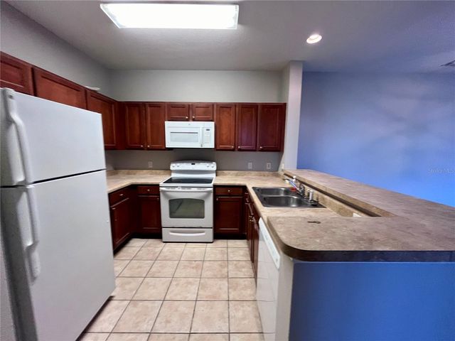 3175 FELTRIM PLACE 302, Kissimmee, FL 34747
