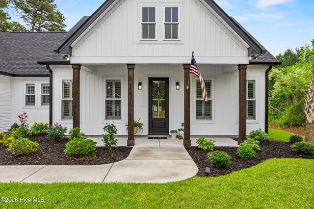 153 Boundaryline Drive NW, Calabash, NC 28467