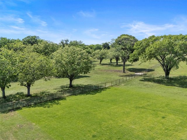 Lot 28 Hydrangea DR, Smithville, TX 78957