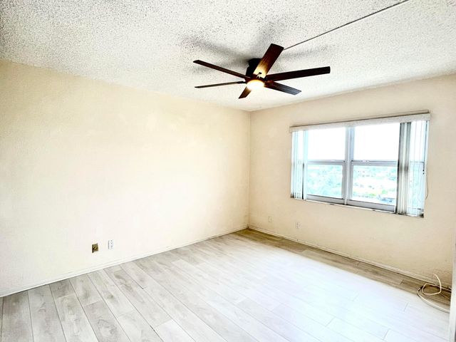 1069 Hillsboro Mile 606, Hillsboro Beach, FL 33062