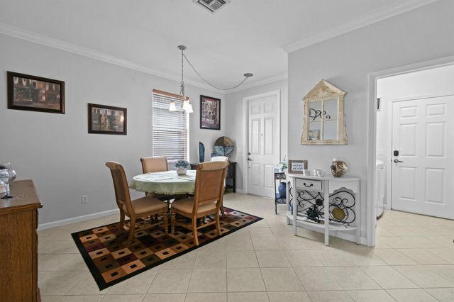 852 NW Leonardo Circle, Port St Lucie, FL 34986