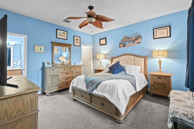 852 NW Leonardo Circle, Port St Lucie, FL 34986