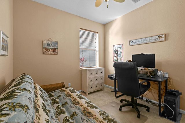 852 NW Leonardo Circle, Port St Lucie, FL 34986