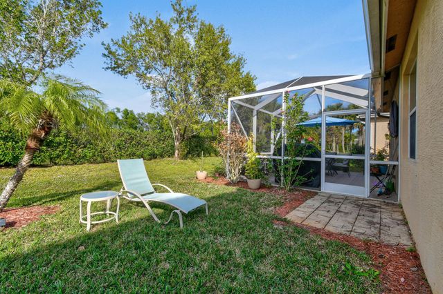 852 NW Leonardo Circle, Port St Lucie, FL 34986