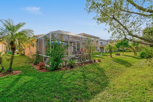 852 NW Leonardo Circle, Port St Lucie, FL 34986