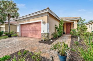 852 NW Leonardo Circle, Port St Lucie, FL 34986