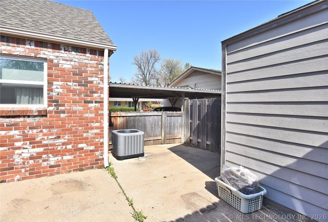 5637 S Newport Avenue 5637, Tulsa, OK 74105