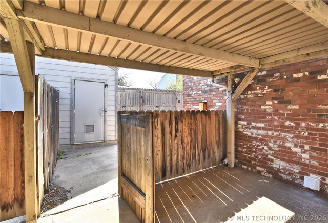 5637 S Newport Avenue 5637, Tulsa, OK 74105