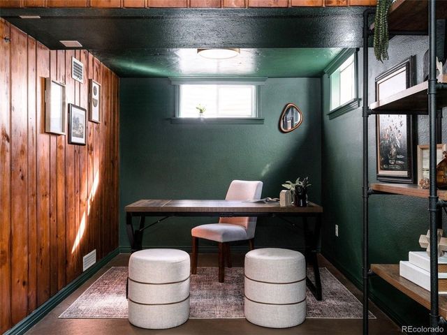 16 Lakewood Heights Dr, Lakewood, CO 80215