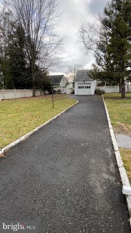 105 BRESLIN AVE, Haddonfield, NJ 08033