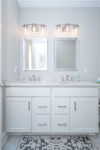 40 Greenspring Court, West Seneca, NY 14224