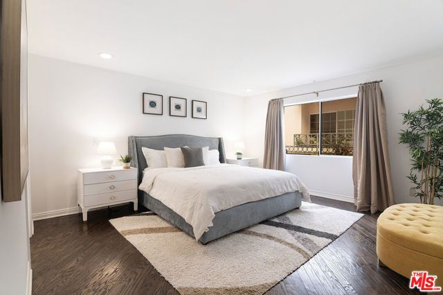 2007 S Beverly Glen Boulevard 102, Los Angeles, CA 90025