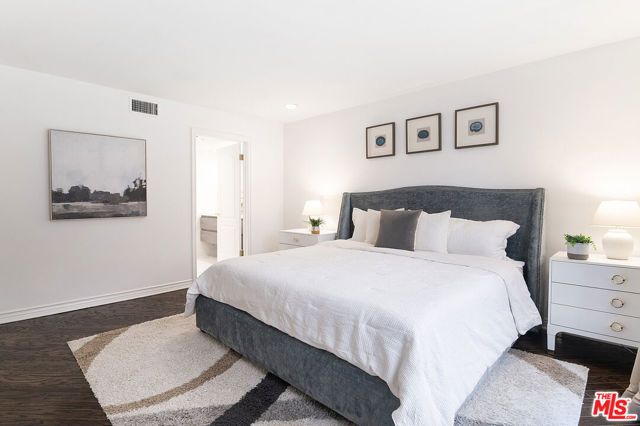 2007 S Beverly Glen Boulevard 102, Los Angeles, CA 90025