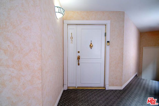 2007 S Beverly Glen Boulevard 102, Los Angeles, CA 90025