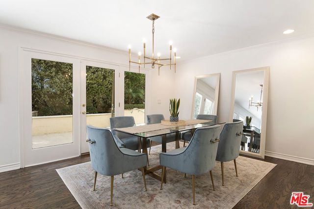 2007 S Beverly Glen Boulevard 102, Los Angeles, CA 90025