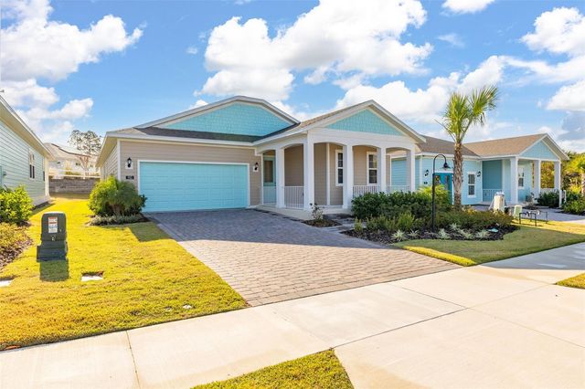 983 FIESTA KEY CIRCLE, Lady Lake, FL 32159