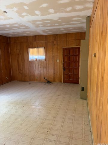1215 Virginia Blvd, San Antonio, TX 78203