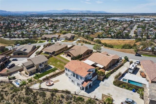 5491 N Pinnacle, San Bernardino, CA 92407