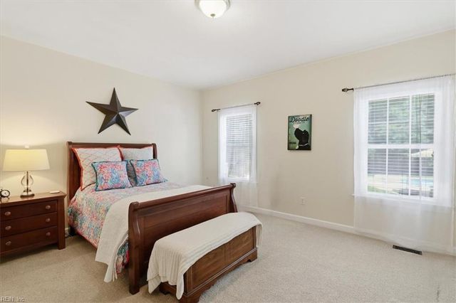 121 Ravenna CRSE, Chesapeake, VA 23322